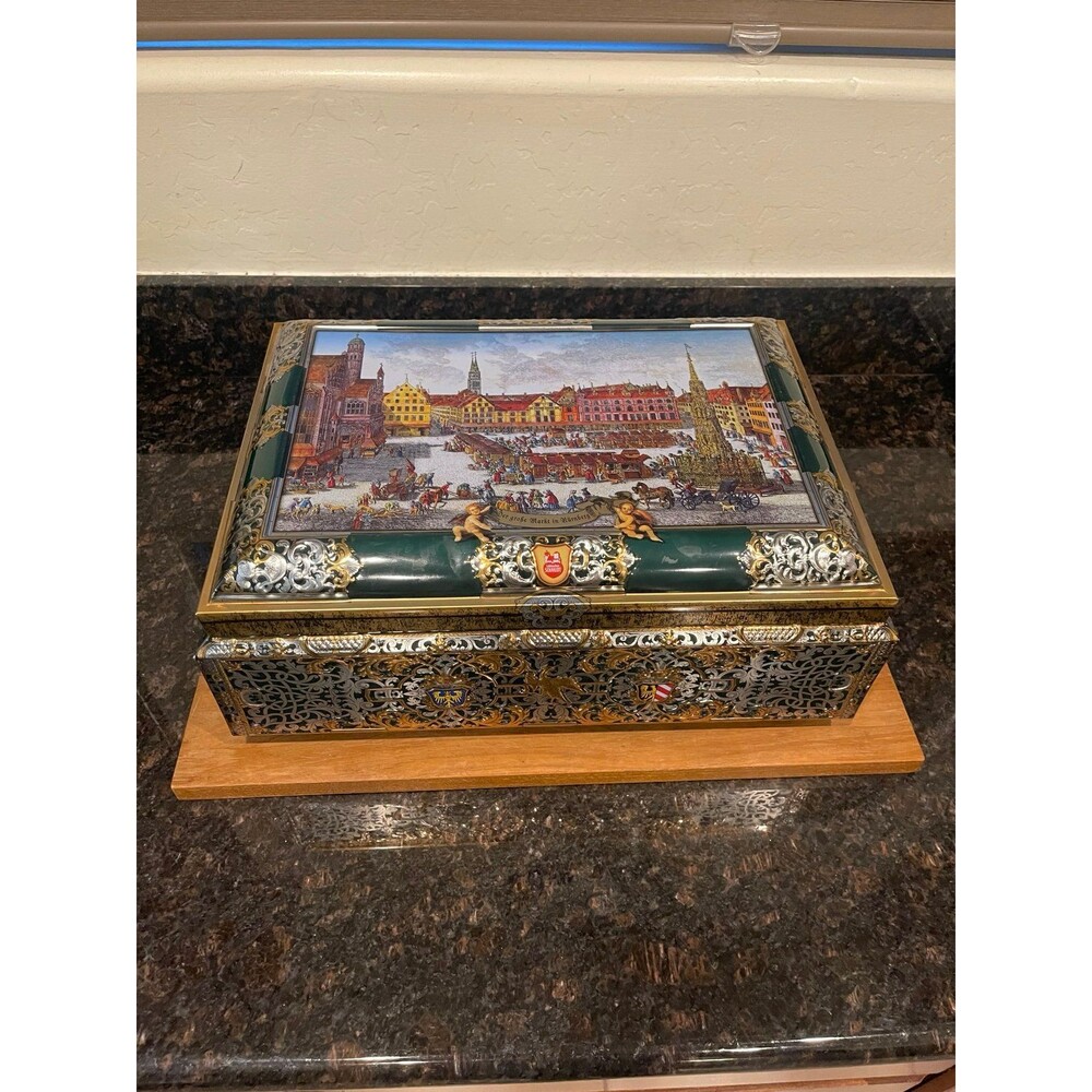 E Otto Schmidt Biscuit Tin Box Germany Nuremberg Market